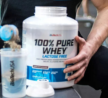 100% pure whey by biotech usa whey protein + gift shaker