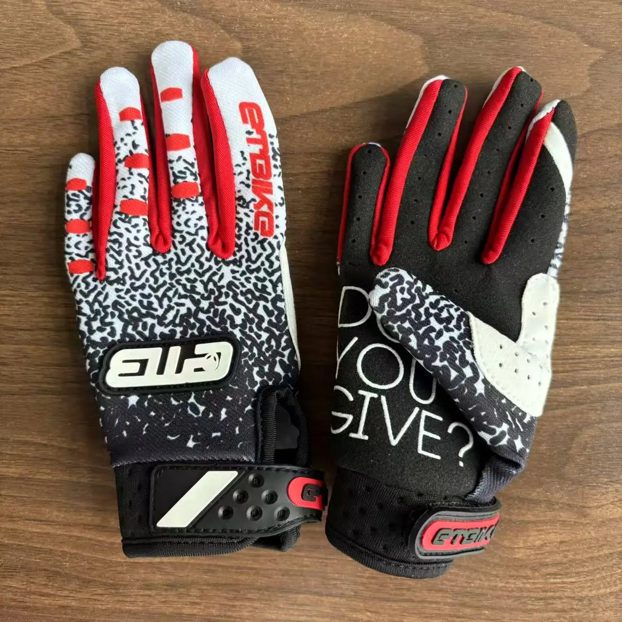 ETBIKE children's bicycle gloves, suitable for ages 4 to 11, are ideal for scooters and children's crawling and learning.kids